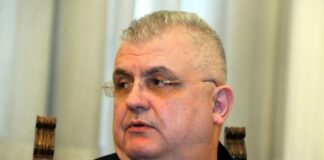 Nenad Čanak: Nit je republika, niti srpska, to je sramota svih nas, sve majke na svijetu za djecom plaču na istom jeziku
