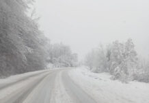 BIHAMK: Saobraćaj otežan zbog snijega